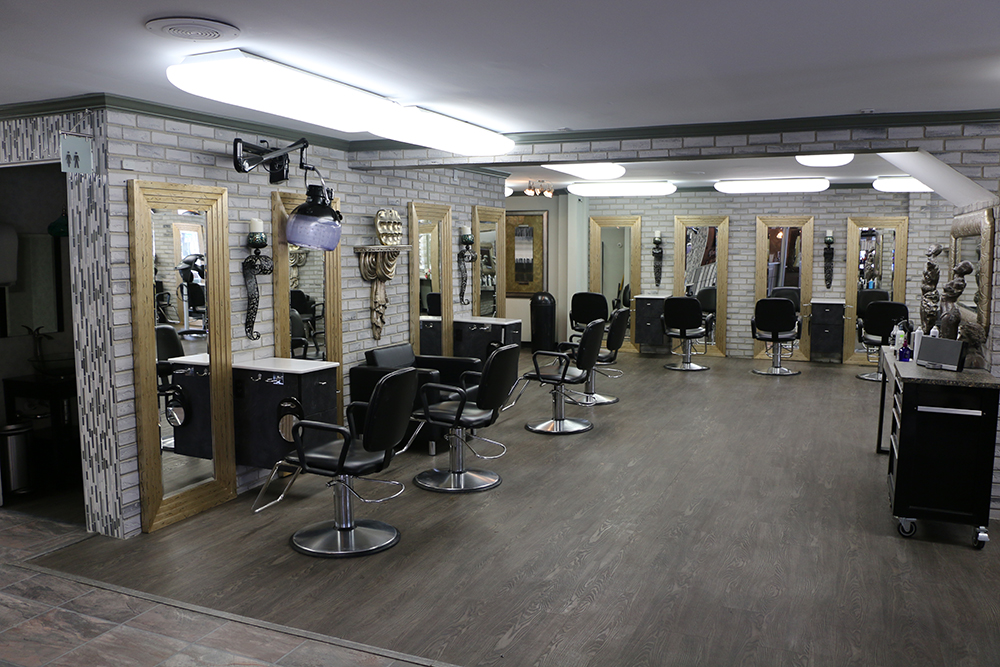 Leon Studio One Main Street Salon (4)